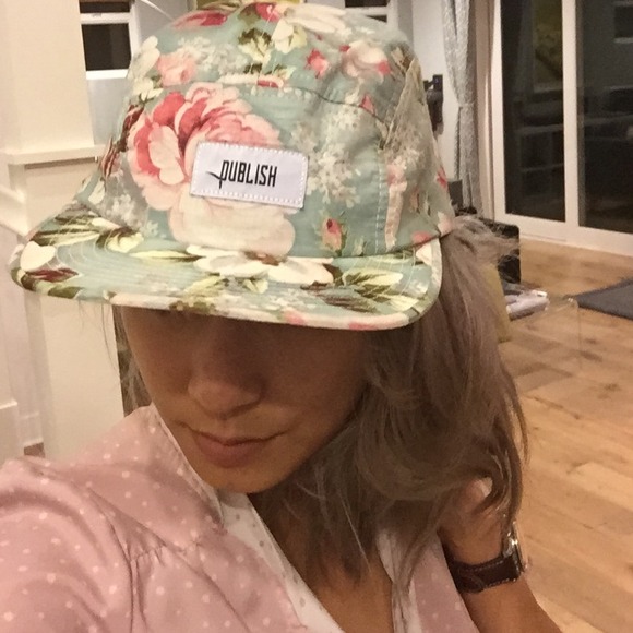 Finalsale Floral 5 panel Cap Publish Brand supreme