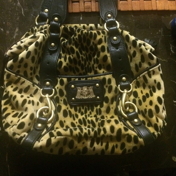 Juicy Couture Handbags - Juicy Couture Cheetah Printed Handbag