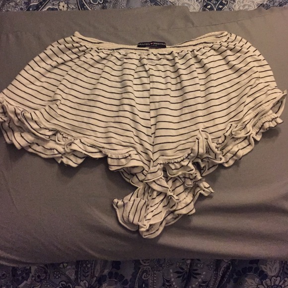 Brandy Melville striped Vodi Kira shorts