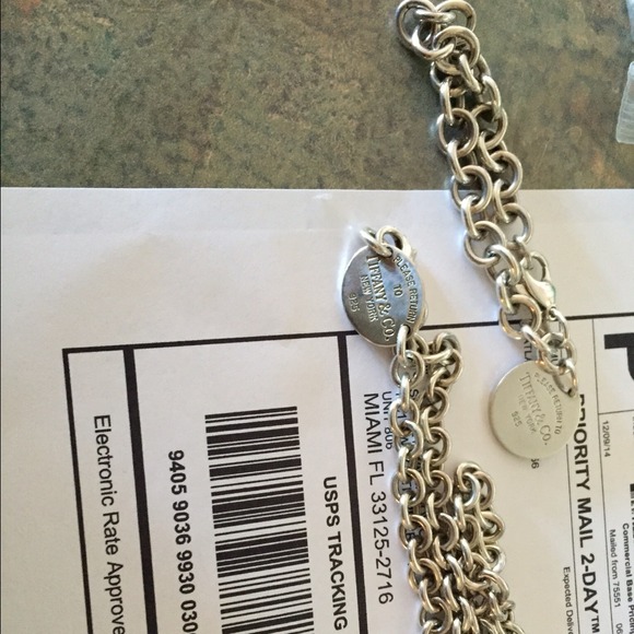 Tracking no. - Picture 2 of 4