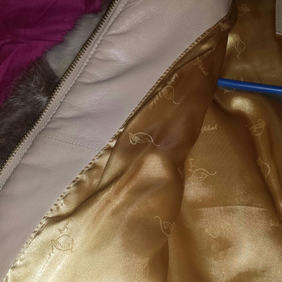 Fur jacket - Picture 2 of 4