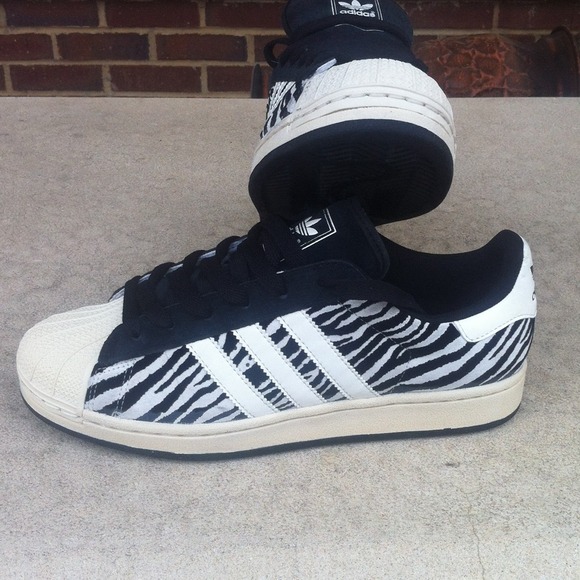 Black and White Adidas ( Men )