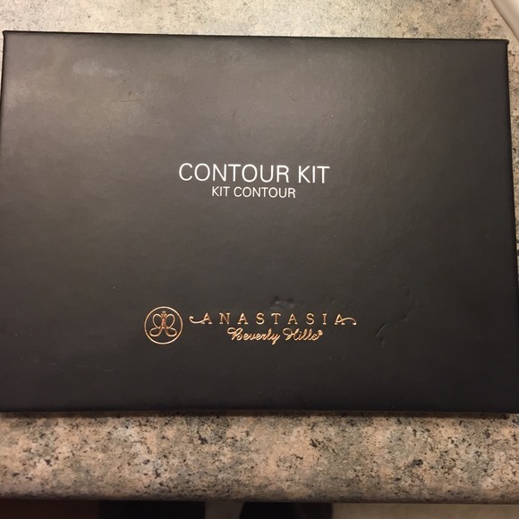 Anastasia contour kit