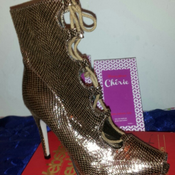 Anme Mitchelle Shoes - Anna Michelle Sexy Heely Shoes