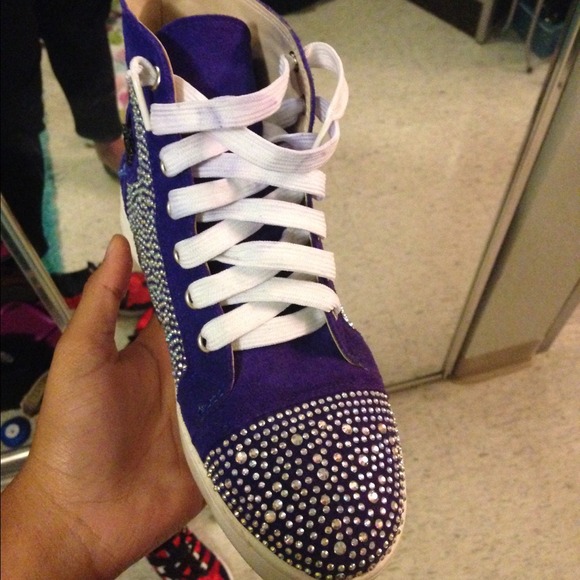 100% authentic Loubss