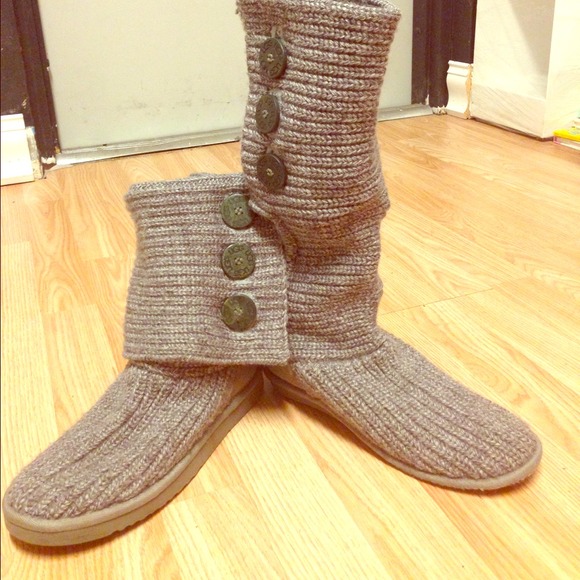 UGG Cardy Classic Boot in Gray