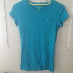 Aeropostale pocket t-shirt