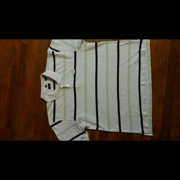 Nice IZOD mens Polo shirt.