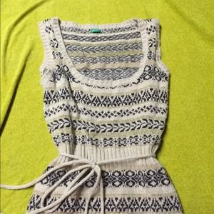 Neutral sweater vest