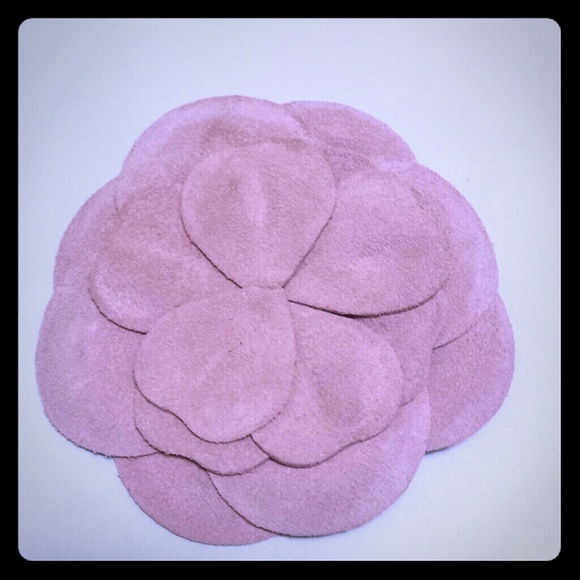 Vintage suede pin