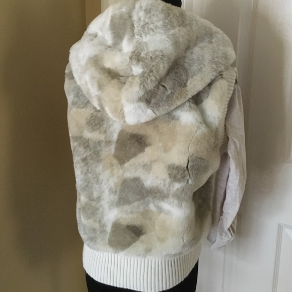 IVORY FUR VEST - Picture 4 of 4