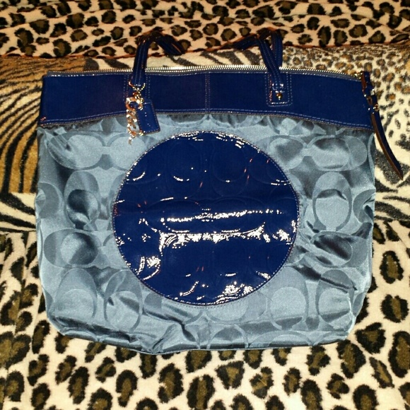 Coach Handbags - Coach bag