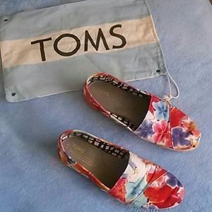 Floral print Toms with bag