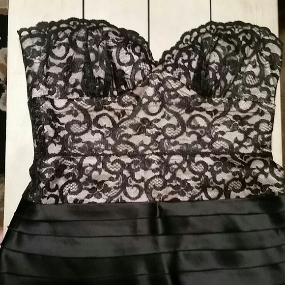 Gorgouse BCBG cocktail dress