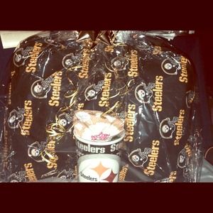 Steelers pillow gift set