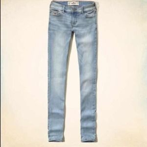 Hollister size 5 long jeans