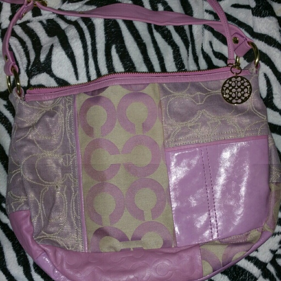 Flawless coach bag free gift with purchase!