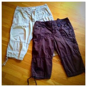 ⛔️RESERVED for @aliciahamilton⛔️2 Capri pants