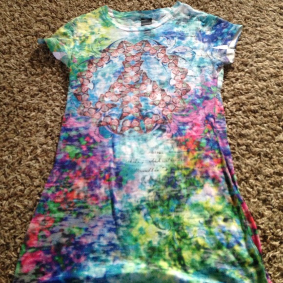 Shirt - Picture 2 of 2