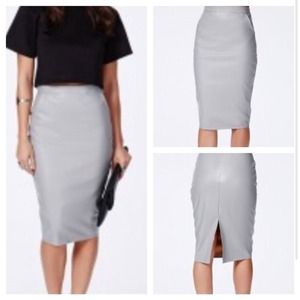 Mariota Gray Faux Leather Pencil Skirt