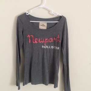 Gray hollister long sleeve tshirt
