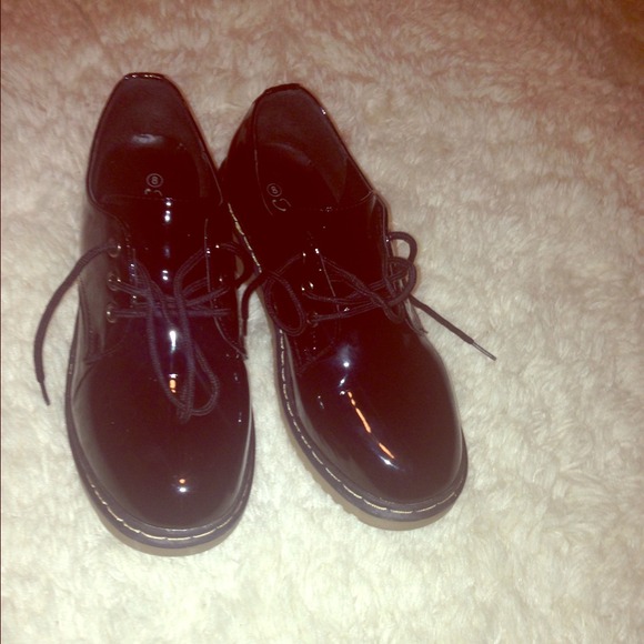 Shiny Black Shoes