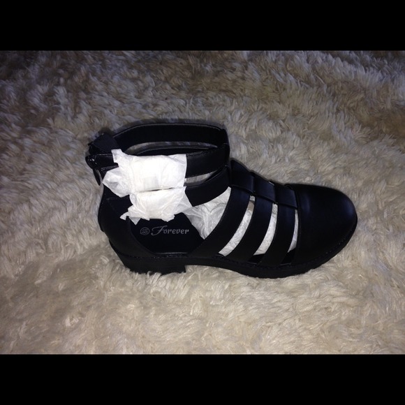 Cute Black Shoe Sandal