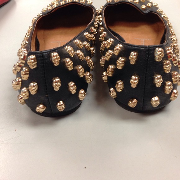 SOLD! Black "Skulltini" Jeffrey Campbell Flats! - Picture 4 of 4