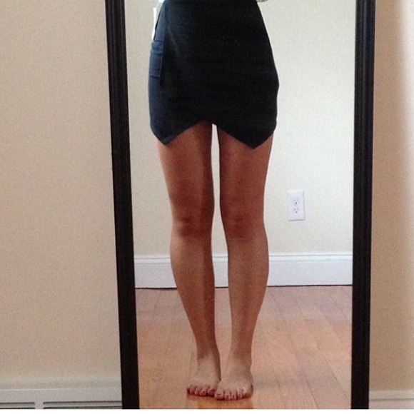 **60% OFF ** Black Asymmetrical Skirt - Size S