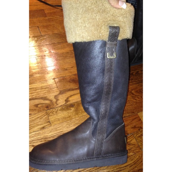 UGG Shoes - Authentic Women's Ugg Boots
