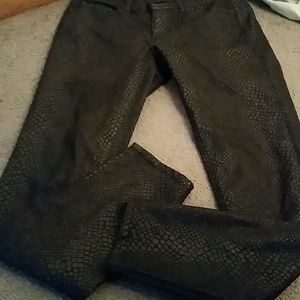 Snakeskin black jeggings