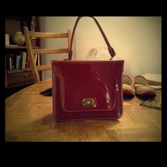 SOLD Cranberry, patent leather, vintage handbag!