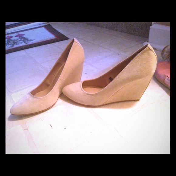 Express wedge heels