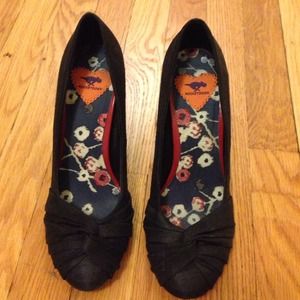 Rocket dog black pumps