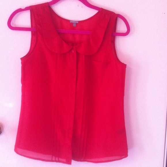 Red collared sleepless button up