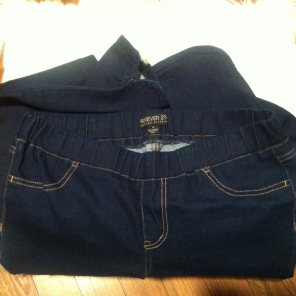 Dark denim jeggings