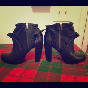 Rebecca Taylor black leather/suede booties