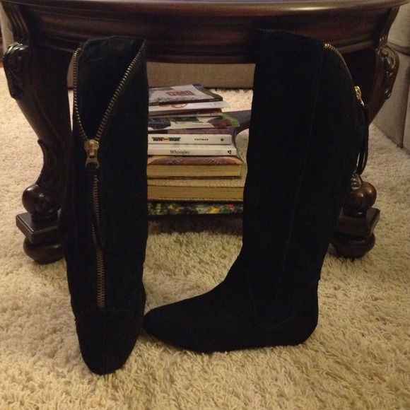 Steve Madden tall zip back boots