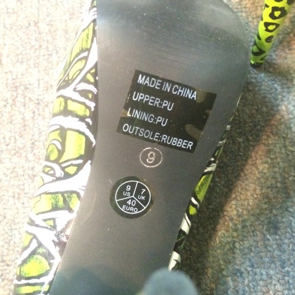 🌺 Too Fast Brand Pumps🌺 - Picture 4 of 4