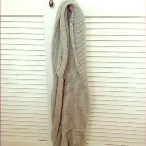 Light mint urban outfitters infinity scarf