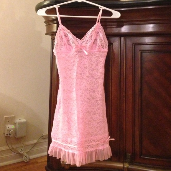 Victoria's Secret night gown