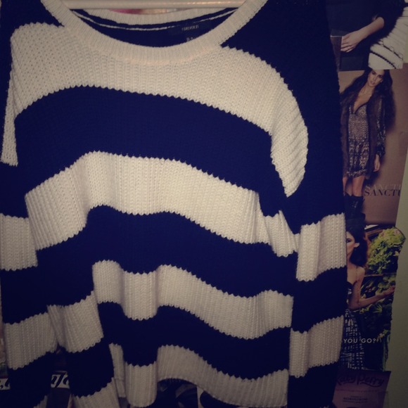 Black and white slouchy sweater