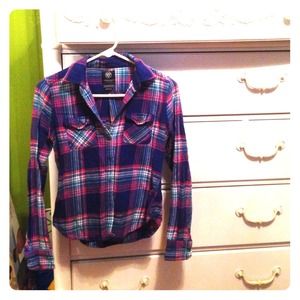 American Eagle Outfitters Favorite Fit Flannel