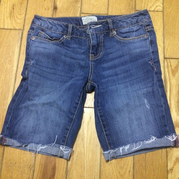 Aeropostale capris - Picture 1 of 2