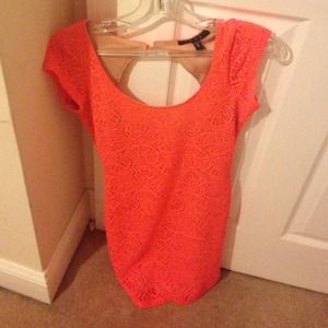 An orange dress!