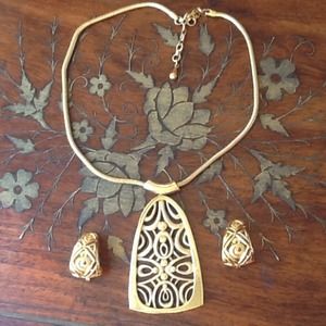 Monet necklace and earring set