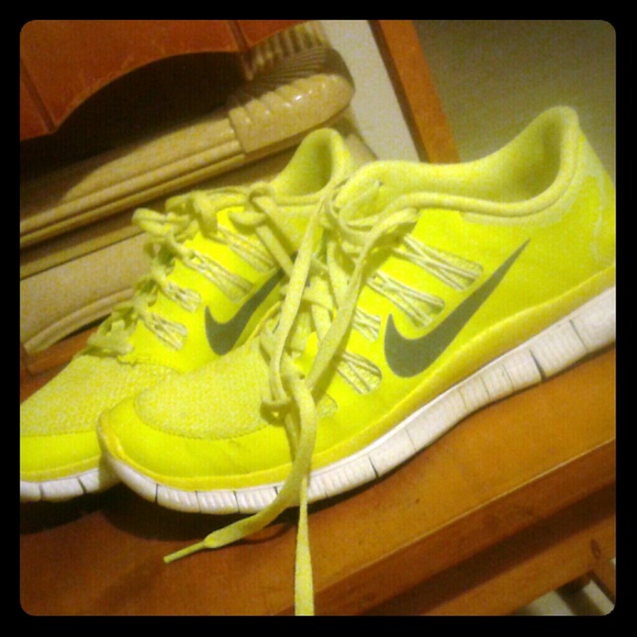RESERVED Nike free neon yellow