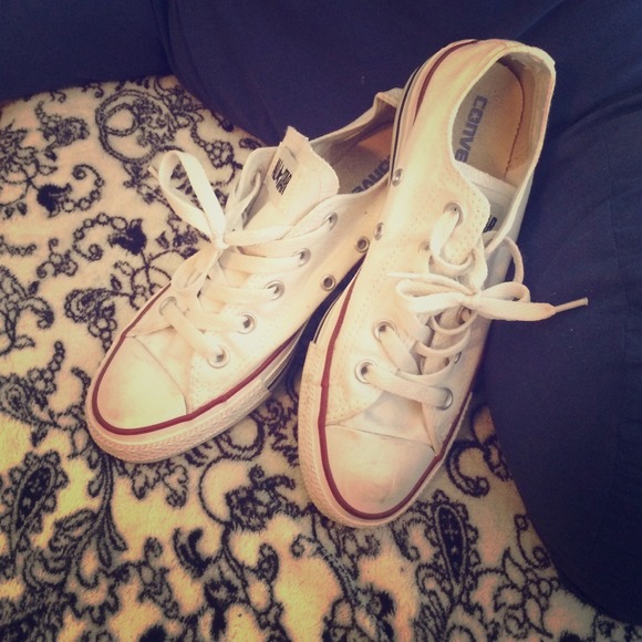 White all star converses