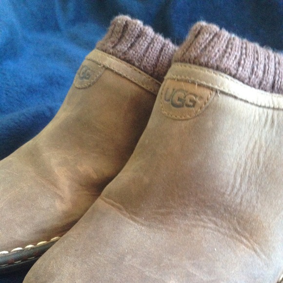 Uggs clogs