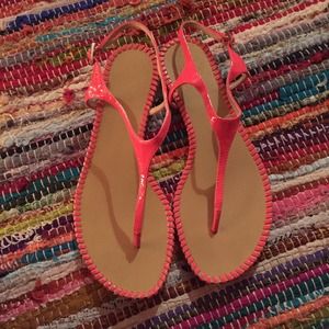 Vince Camuto pink sandals